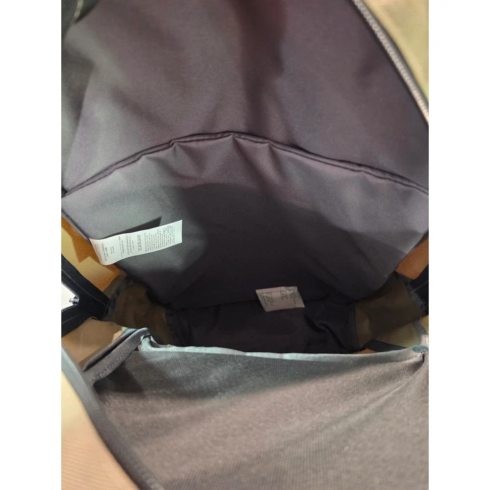 Volcom Variable Backpack Dark Khaki D6532512 Padded Laptop Sleeve New - Picture 5 of 7